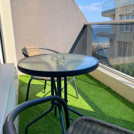 Modern For 4 Guests Sea View & Free Parking Pomorie