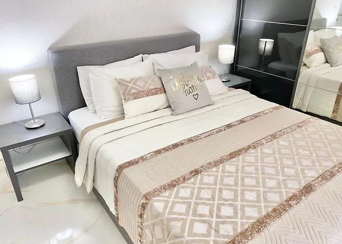 公寓 Modern For 4 Guests Sea View & Free Parking