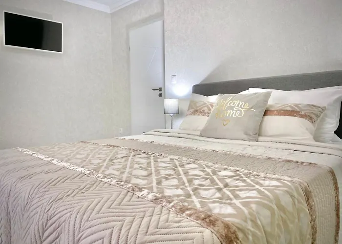 Modern For 4 Guests Sea View & Free Parking 帕莫瑞